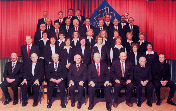 Gruppenfoto vom Gesangverein zum Jubiläum 2007