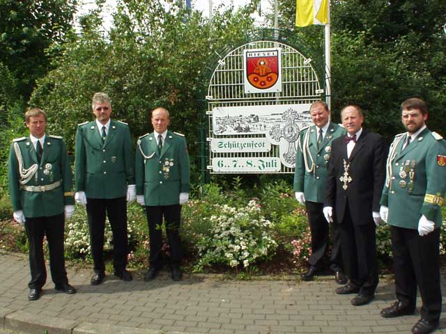 Foto vom K&ouml;nig mit Vorstand